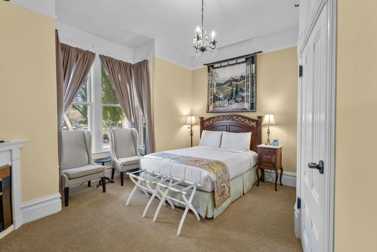 Hennessey House Bed And Breakfast Napa Exterior photo