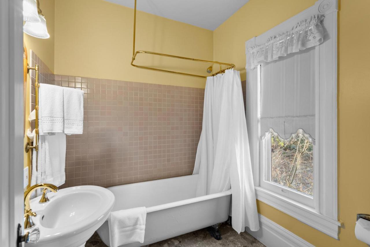Hennessey House Bed And Breakfast Napa Exterior photo
